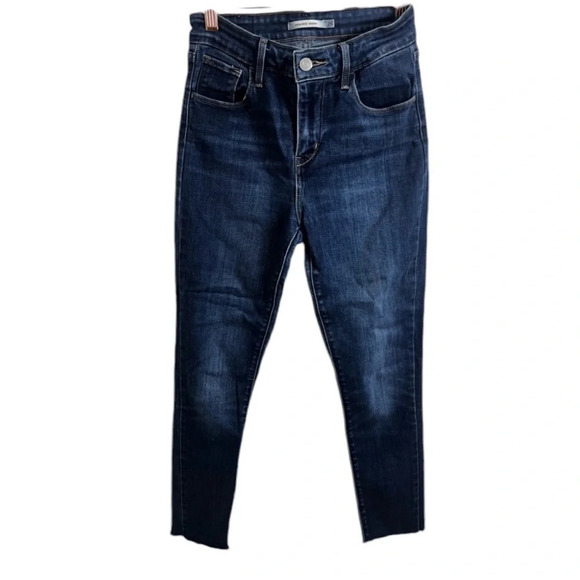 Levi’s high rise skinny jeans with raw hem size 26 in excellent condition - Picture 2 of 4